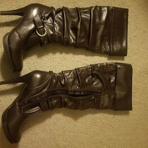 Madeline Stuart knee high boot